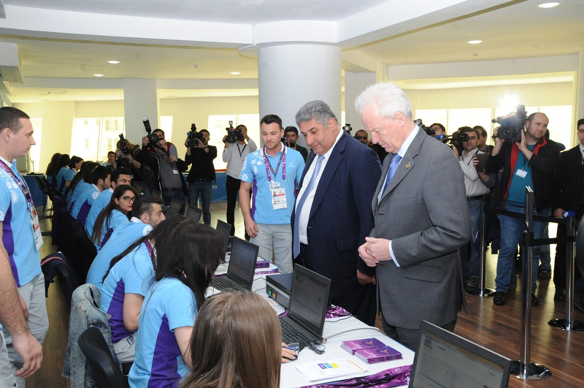 Uniform of 1st European Games presented in Baku (PHOTO)