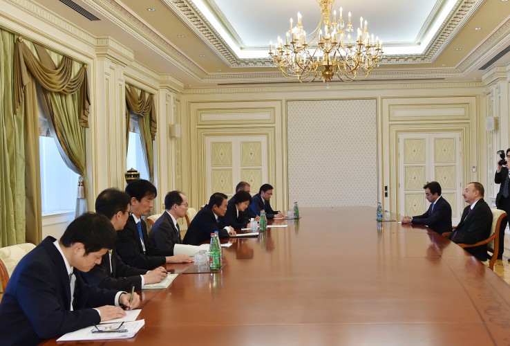 Azerbaijani president receives delegation led by Japanese Deputy PM
