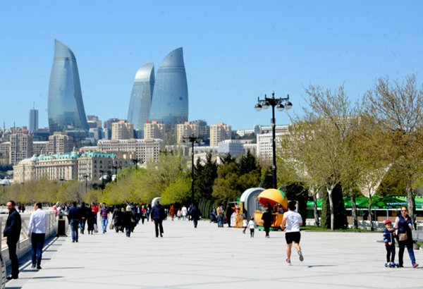 Illegal migrants leave Azerbaijan due to coronavirus-related work restrictions