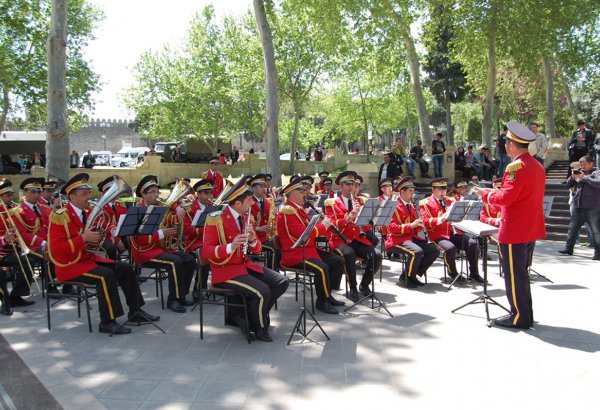 Azerbaijani Armed Forces orchestra in center of Baku
