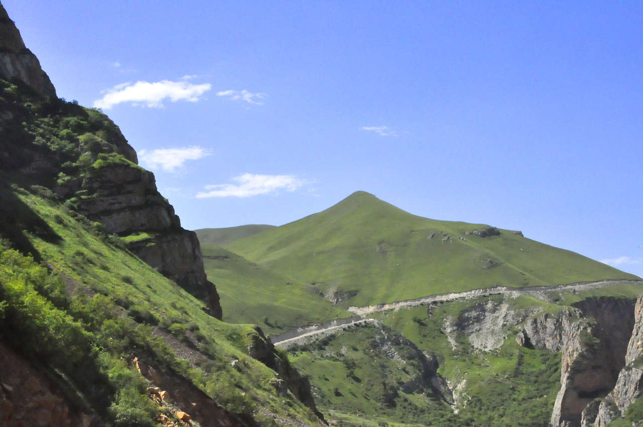 Khinalig: An island among mountains (PHOTO)