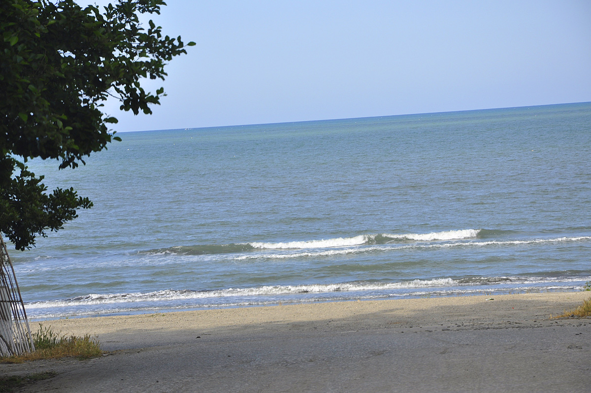 BAKU 2015: Sun, sea, beaches, waves and sunset (PHOTO)