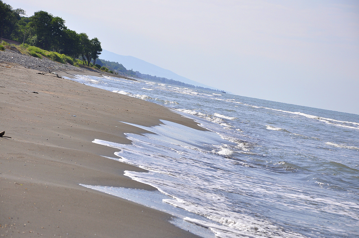 BAKU 2015: Sun, sea, beaches, waves and sunset (PHOTO)