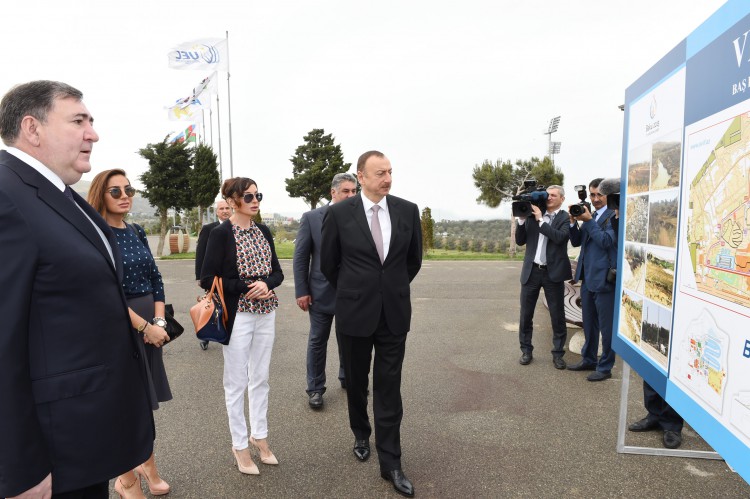 Azerbaijani president and his spouse attend opening of Bike Park (PHOTO)