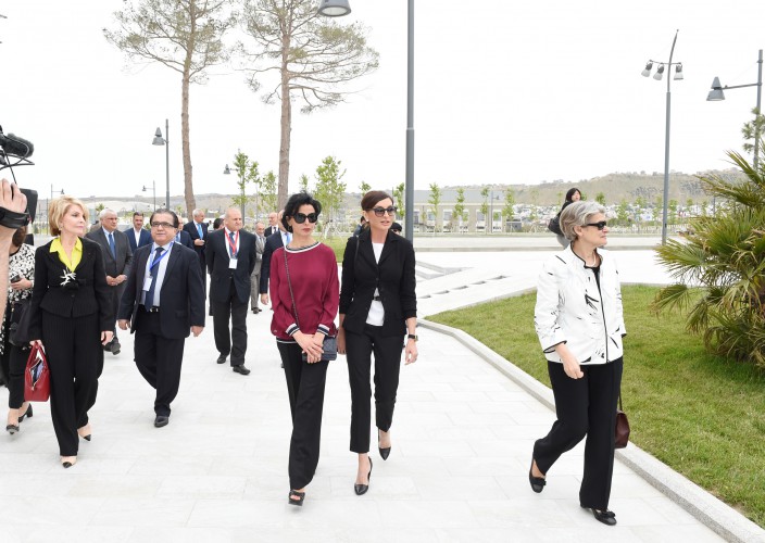 Azerbaijan`s first lady Mehriban Aliyeva attends opening ceremony of Tree of Peace (PHOTO)