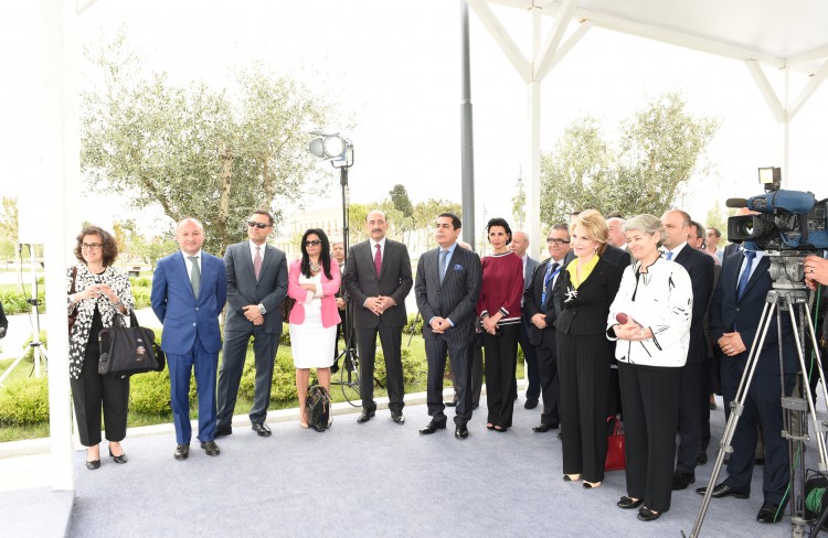 Azerbaijan`s first lady Mehriban Aliyeva attends opening ceremony of Tree of Peace (PHOTO)