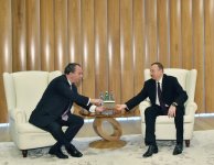 Azerbaijani president receives chairman of US-based Foundation for Ethnic Understanding