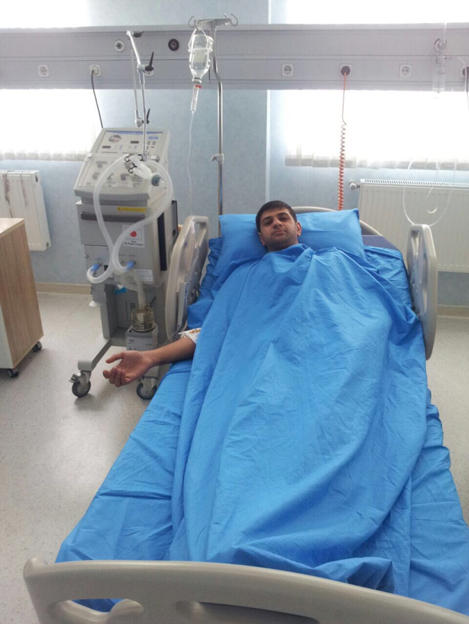 Police officer gets injured in fire outbreak in Baku while rescuing 4 people