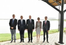 Azerbaijani president and his spouse attend opening of Boyukshor boulevard and park (PHOTO)