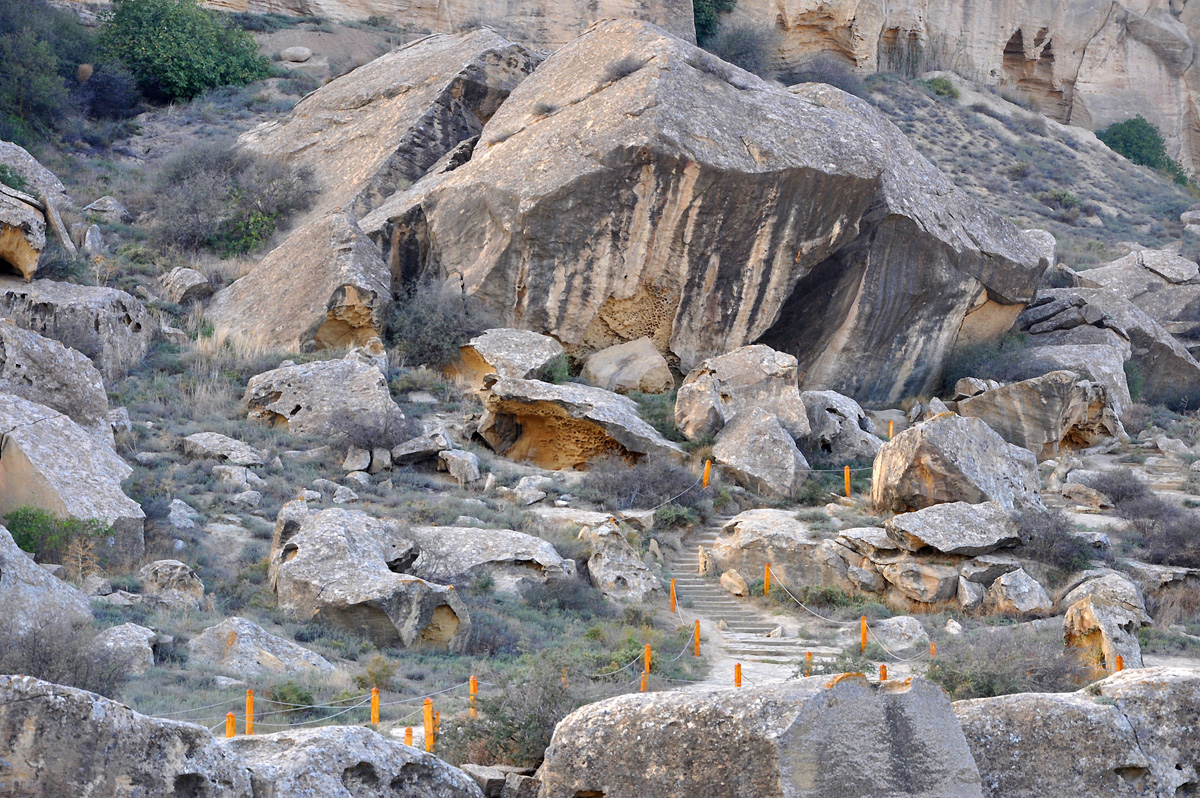 Gobustan - witness of ancient history of Azerbaijan (PHOTO)