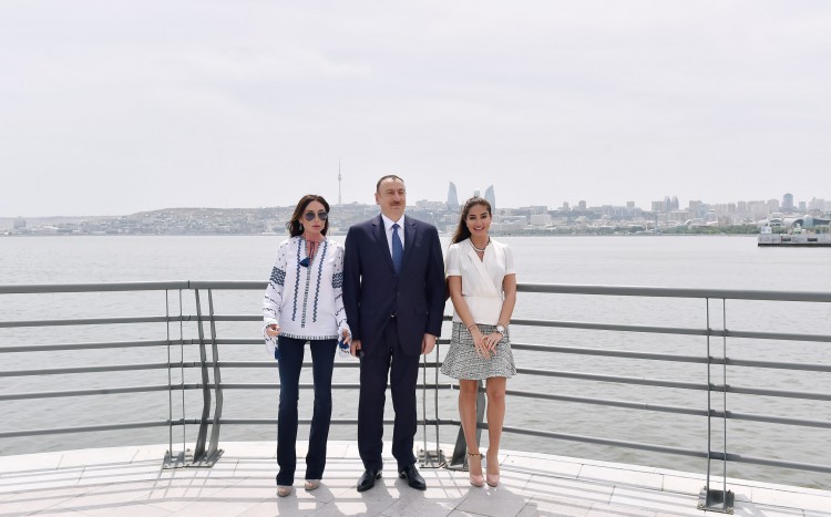 Azerbaijani president and his spouse attend opening of Baku White City boulevard