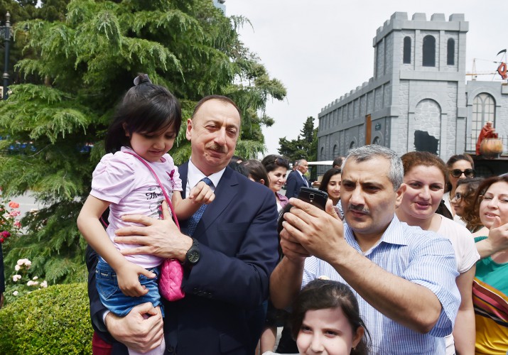 Azerbaijani president and his spouse attend opening of Baku White City boulevard