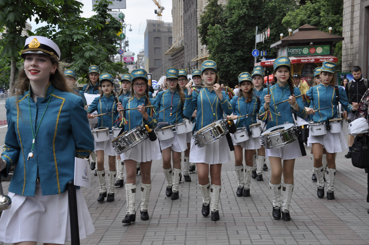 Kiev holds march dedicated to first European Games (PHOTO)
