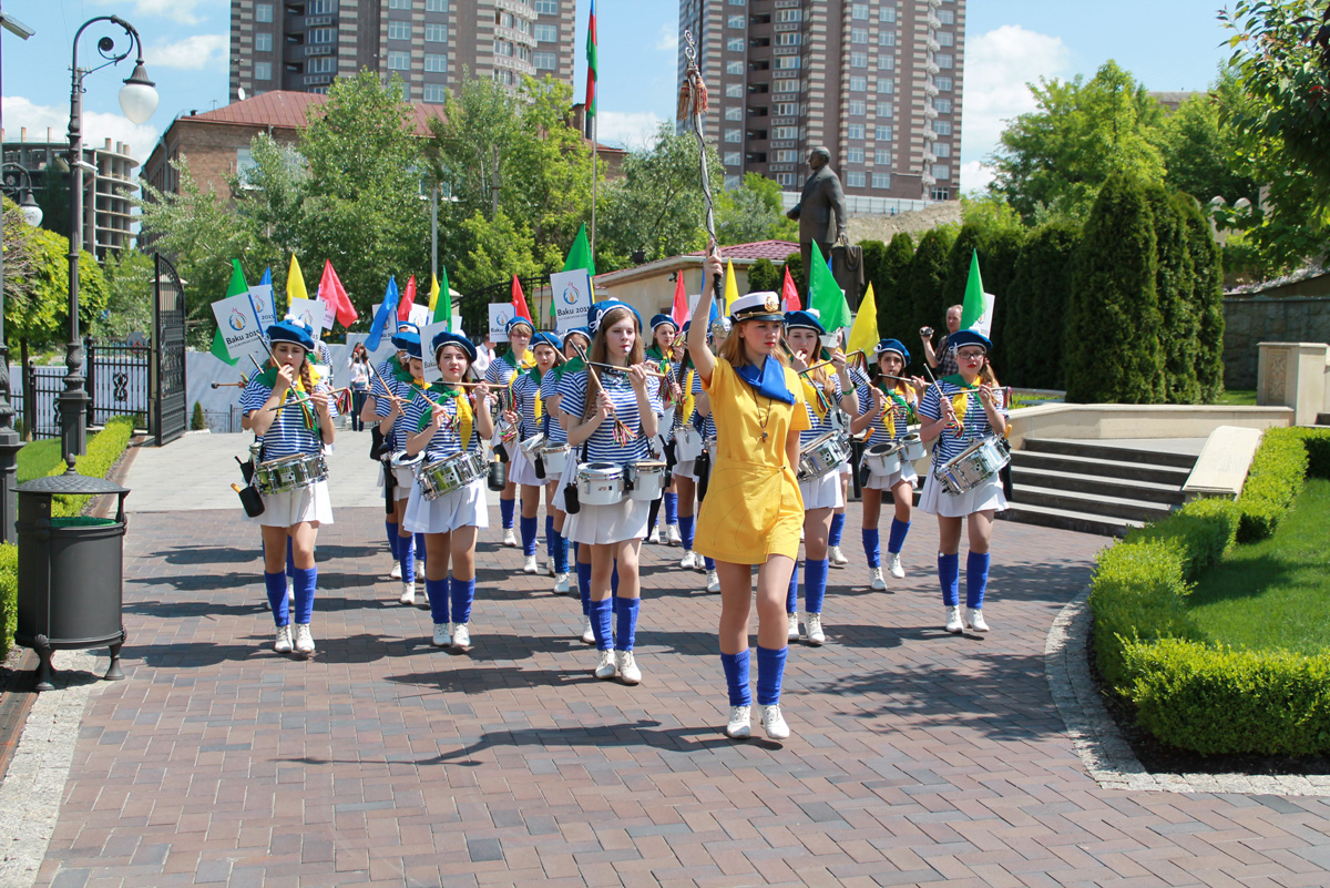 Kiev holds march dedicated to first European Games (PHOTO)