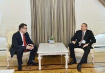 Azerbaijani president receives Moldovan ambassador