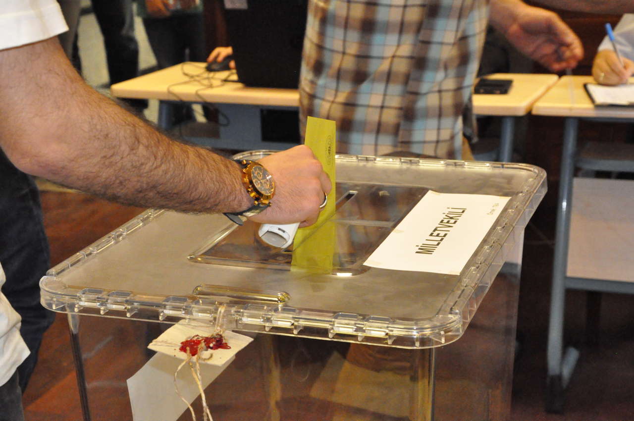 Early election in Turkey to be held in November (exclusive)