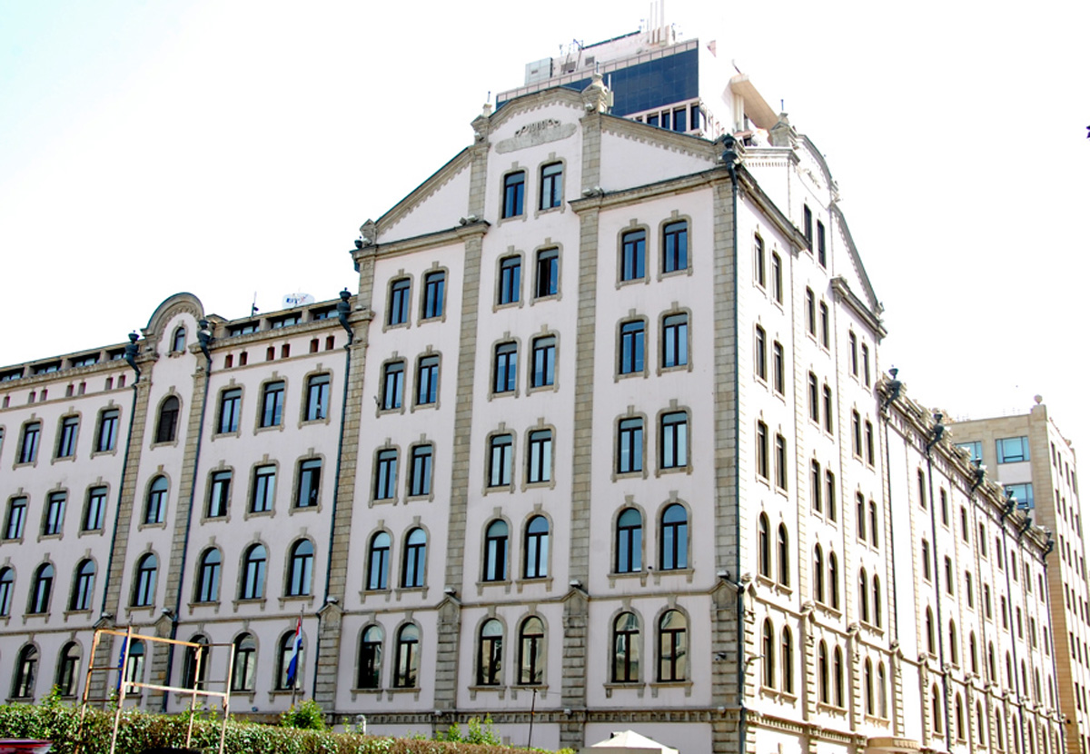 Azerbaijani youth hold protest action in front of EU Delegation building
