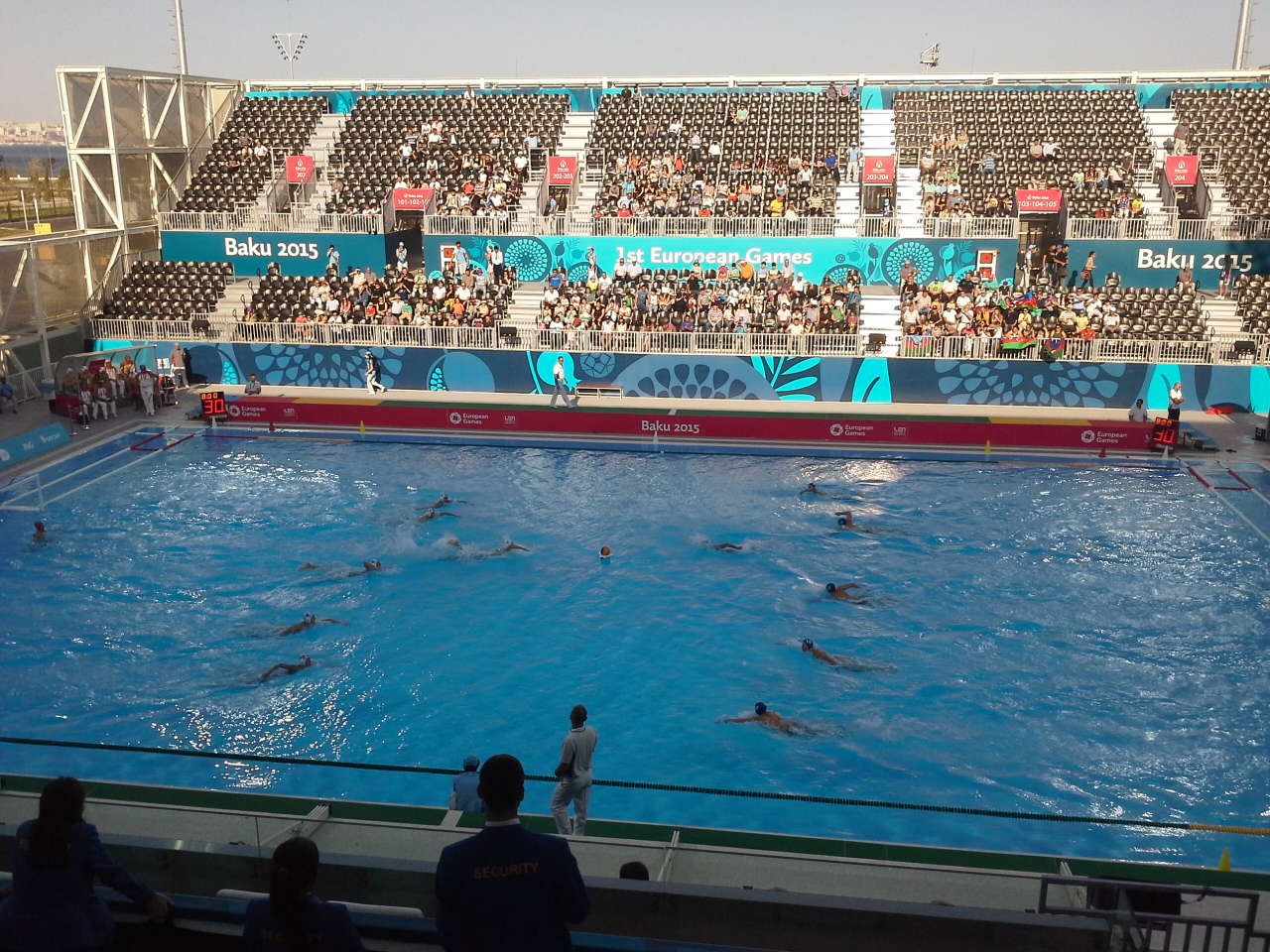 Water polo match kicks off between Azerbaijani and Romanian teams (PHOTO)
