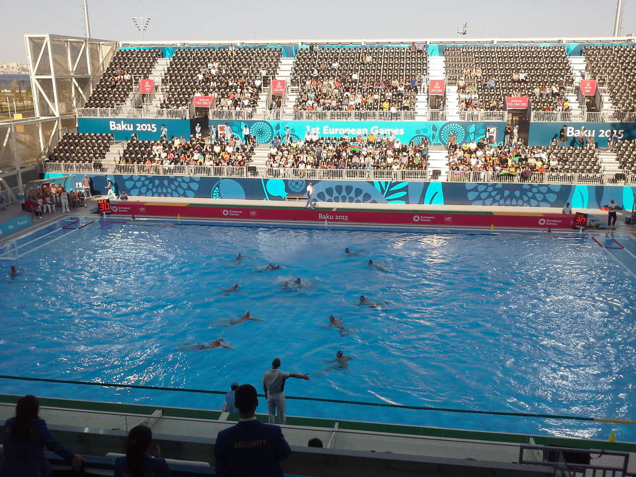 Water polo match kicks off between Azerbaijani and Romanian teams (PHOTO)