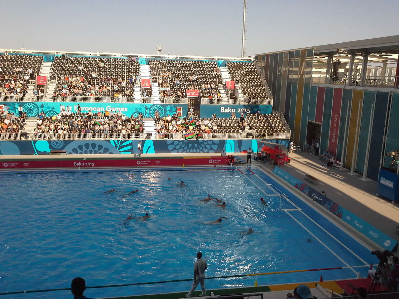 Water polo match kicks off between Azerbaijani and Romanian teams (PHOTO)