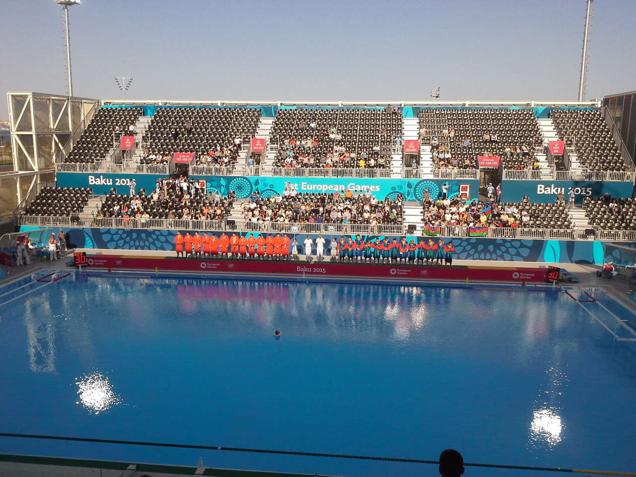 Water polo match kicks off between Azerbaijani and Romanian teams (PHOTO)