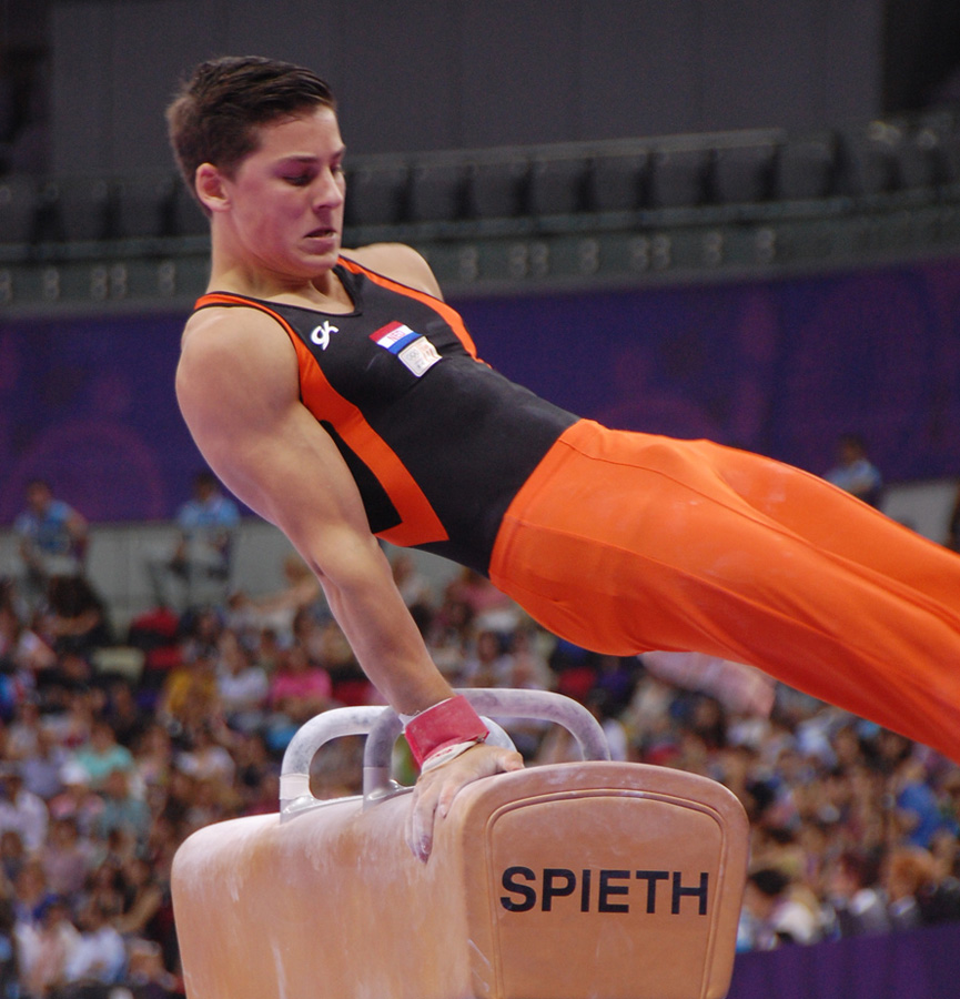 Azerbaijani gymnasts continue competing for medals (UPDATE 2) (PHOTO)