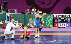 Baku 2015: Azerbaijani wrestler defeats Armenian athlete, advances to semifinals (PHOTO)(VIDEO)