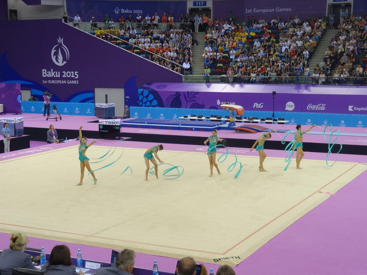 Azerbaijani female gymnasts perform with ribbons in group exercises at European Games (PHOTO)