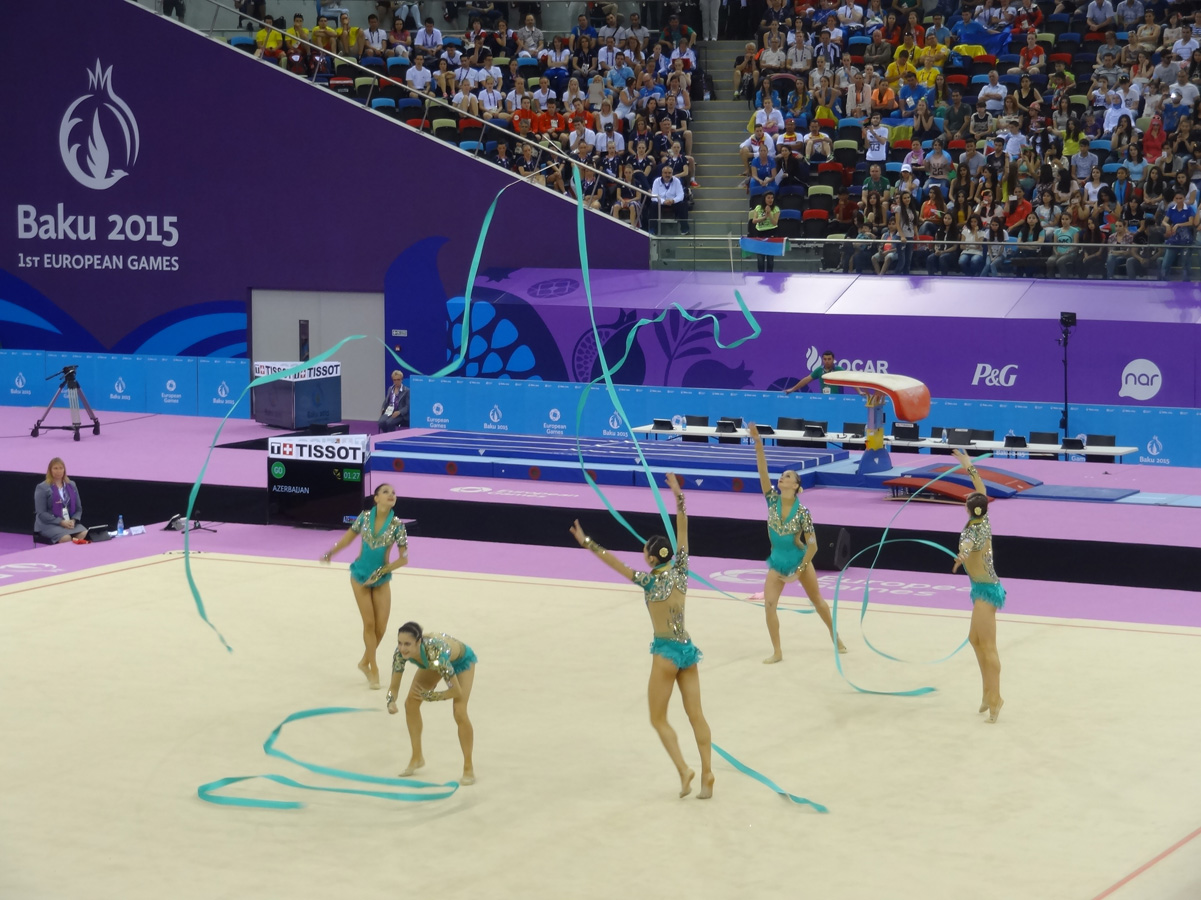 Azerbaijani female gymnasts perform with ribbons in group exercises at European Games (PHOTO)