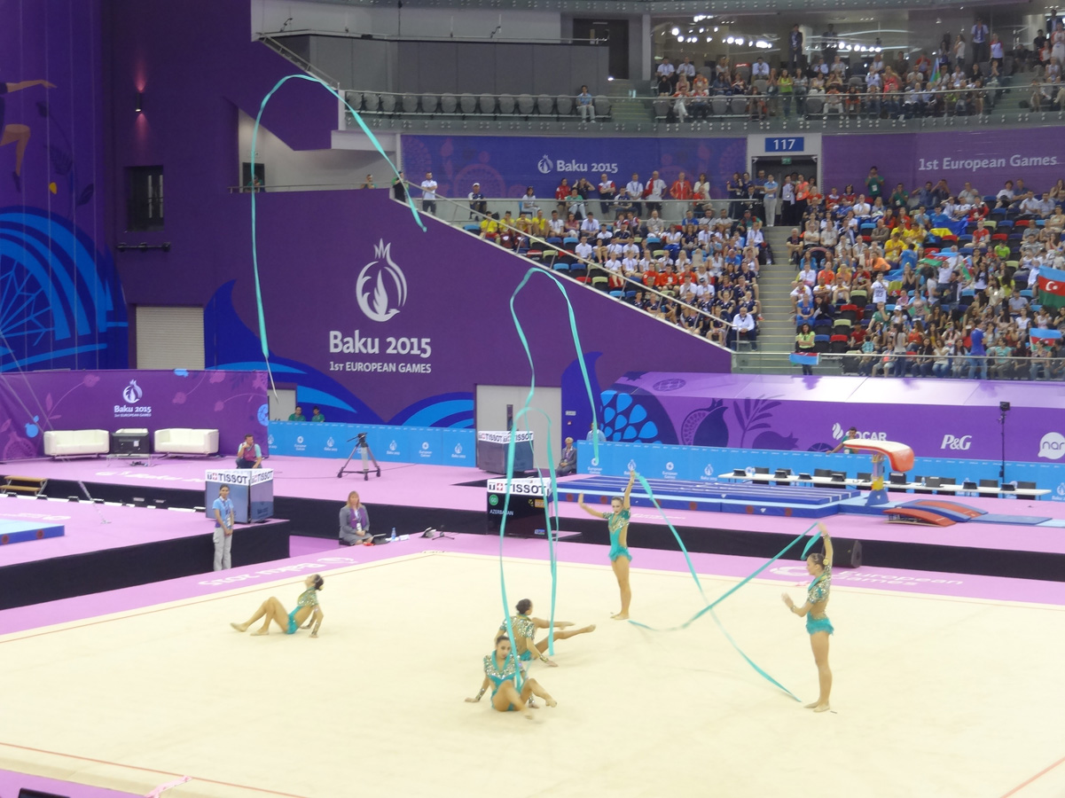 Azerbaijani female gymnasts perform with ribbons in group exercises at European Games (PHOTO)