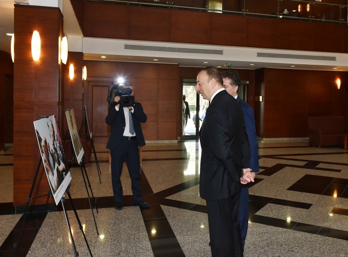 Azerbaijani president visits embassy of Turkey (PHOTO)