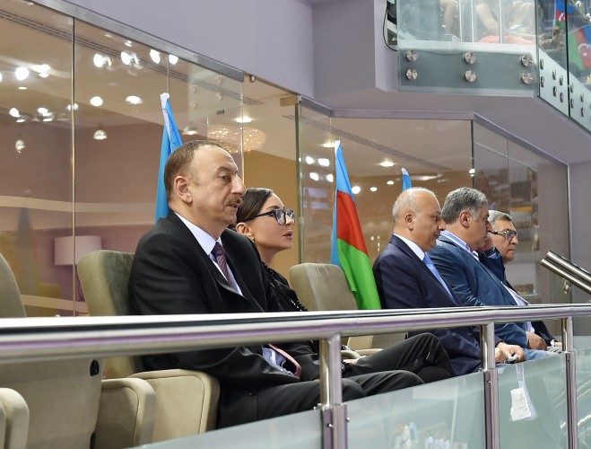 Azerbaijan’s first lady awards artistic gymnastics winners of Baku 2015 (PHOTO) (VIDEO)