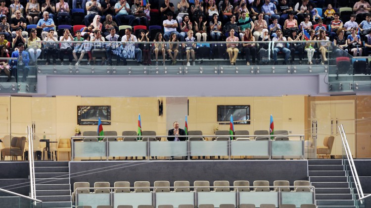 Azerbaijan’s first lady awards artistic gymnastics winners of Baku 2015 (PHOTO) (VIDEO)