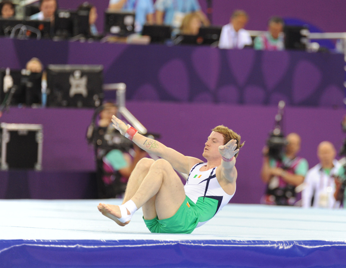 Baku 2015: Azerbaijani gymnast wins silver in pommel horse exercise (PHOTO)