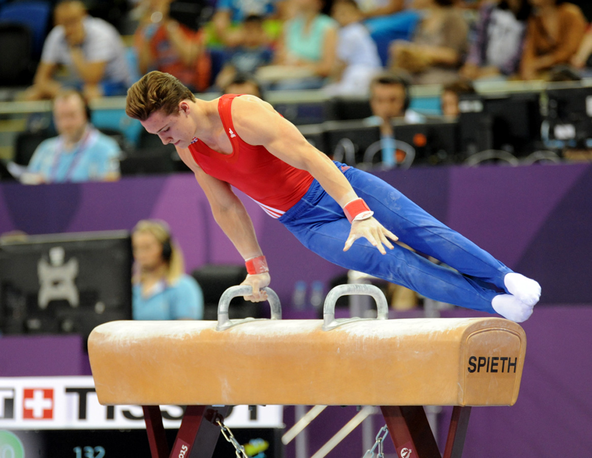Baku 2015: Azerbaijani gymnast wins silver in pommel horse exercise (PHOTO)