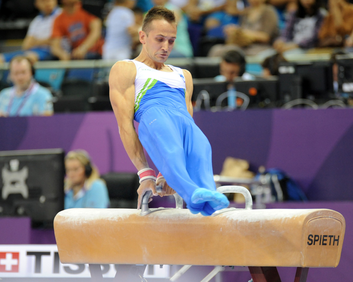 Baku 2015: Azerbaijani gymnast wins silver in pommel horse exercise (PHOTO)