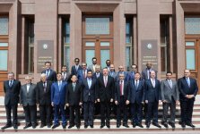Azerbaijani president receives ambassadors of Muslim countries on occasion of holy month of Ramadan (PHOTO)