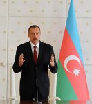 Azerbaijani president chairs Cabinet of Ministers meeting on H1 of 2015