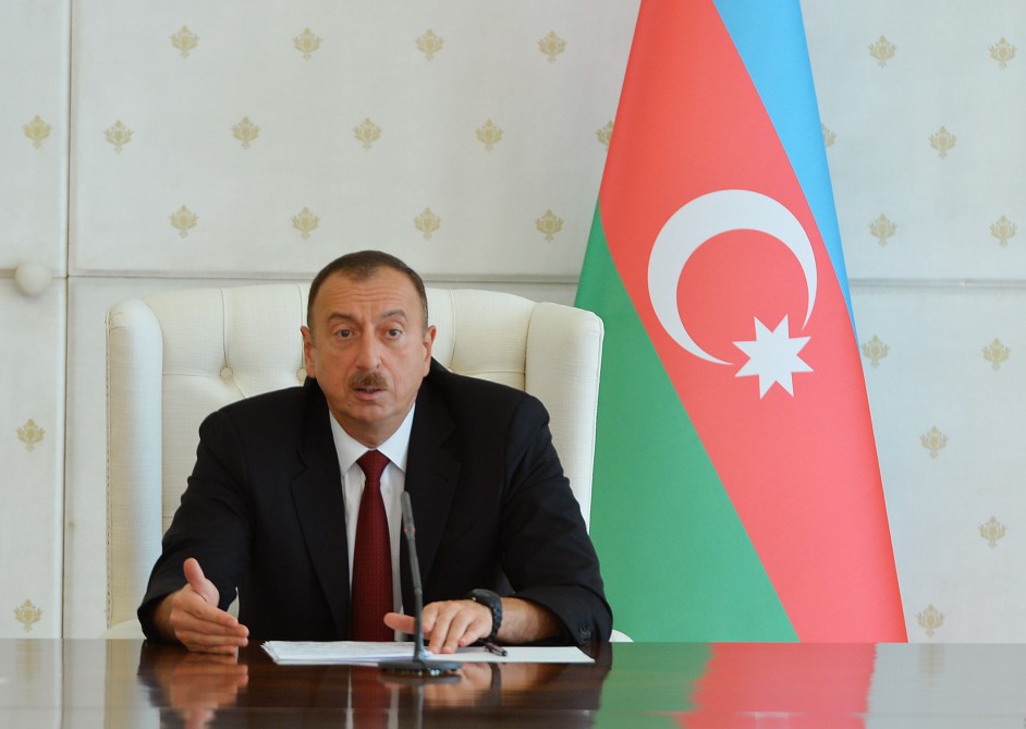 Azerbaijani president chairs Cabinet of Ministers meeting on H1 of 2015