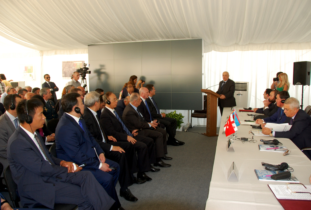 Baku receives first train via Trans-Caspian int’l transport route (PHOTO)