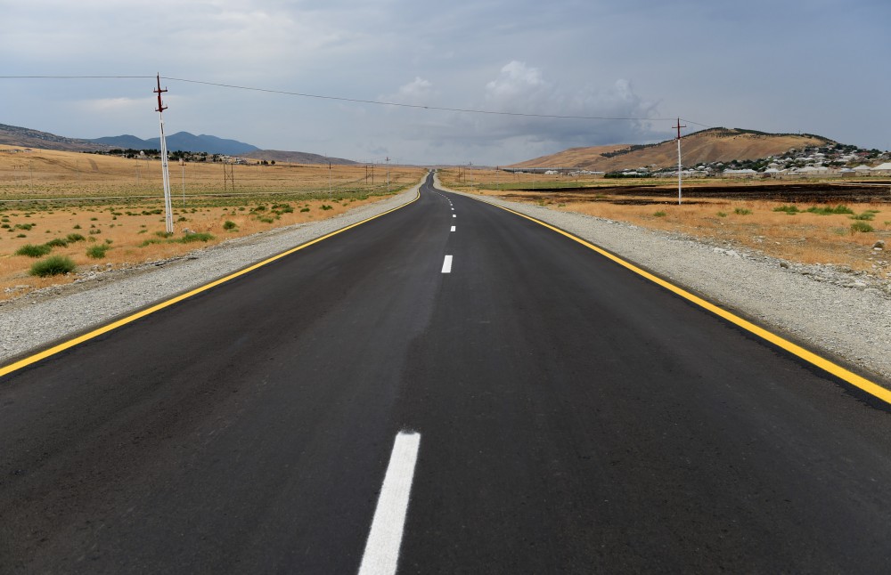 Azerbaijani president attends opening of Siyazan-Mashrif highway