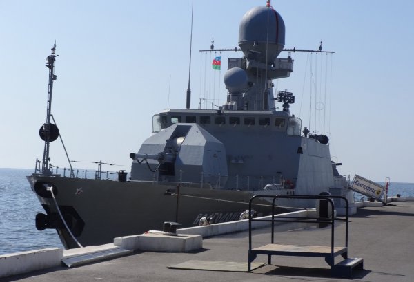 Friendly visit by Russian military ships to Azerbaijan (PHOTO)