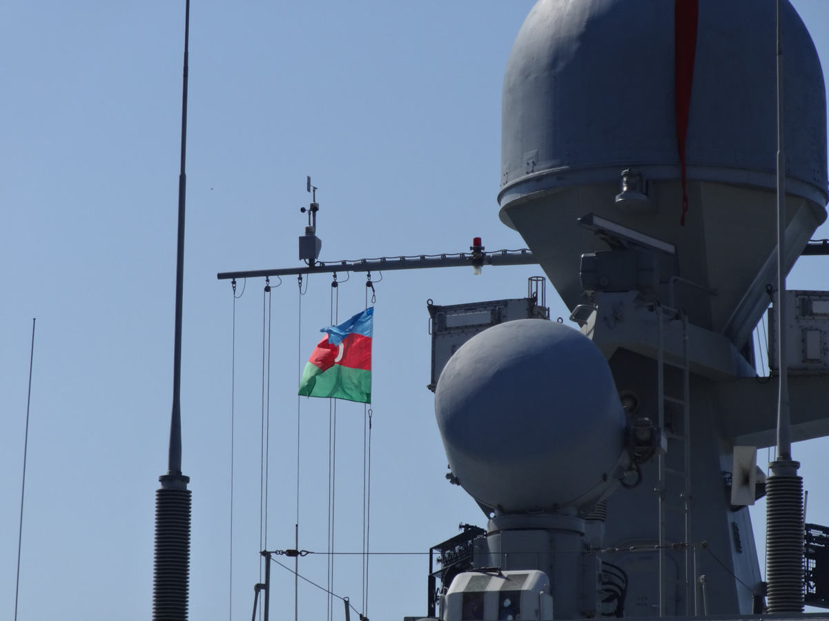 Friendly visit by Russian military ships to Azerbaijan (PHOTO)