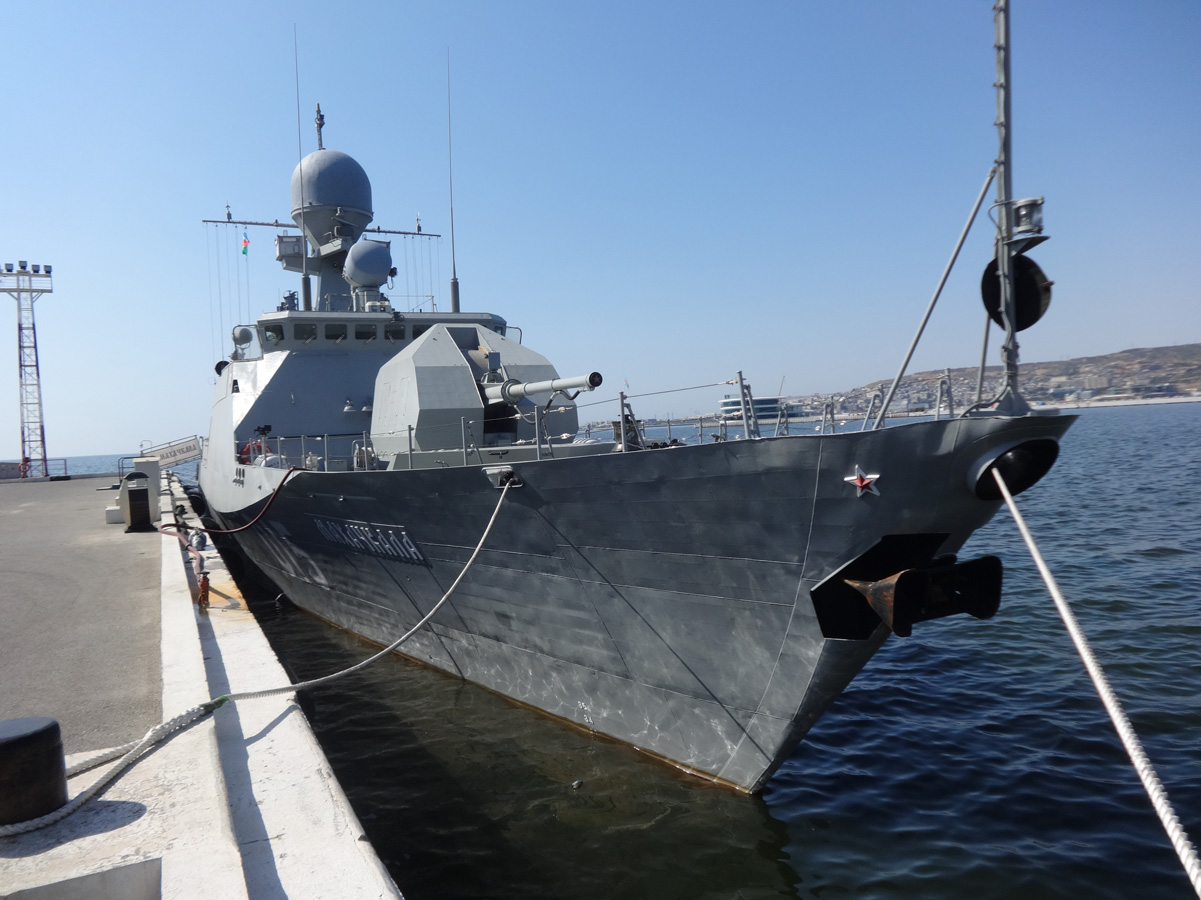 Friendly visit by Russian military ships to Azerbaijan (PHOTO)