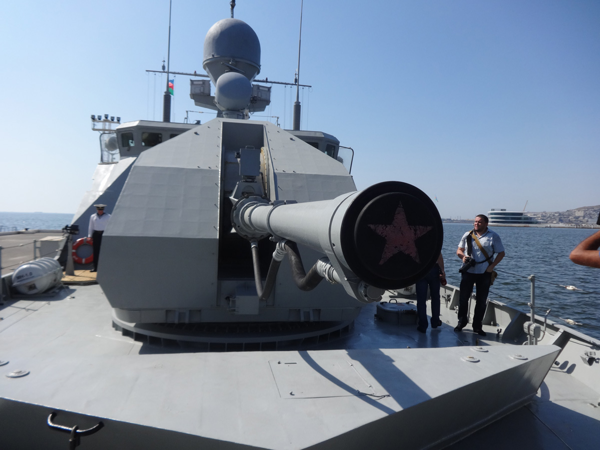 Friendly visit by Russian military ships to Azerbaijan (PHOTO)