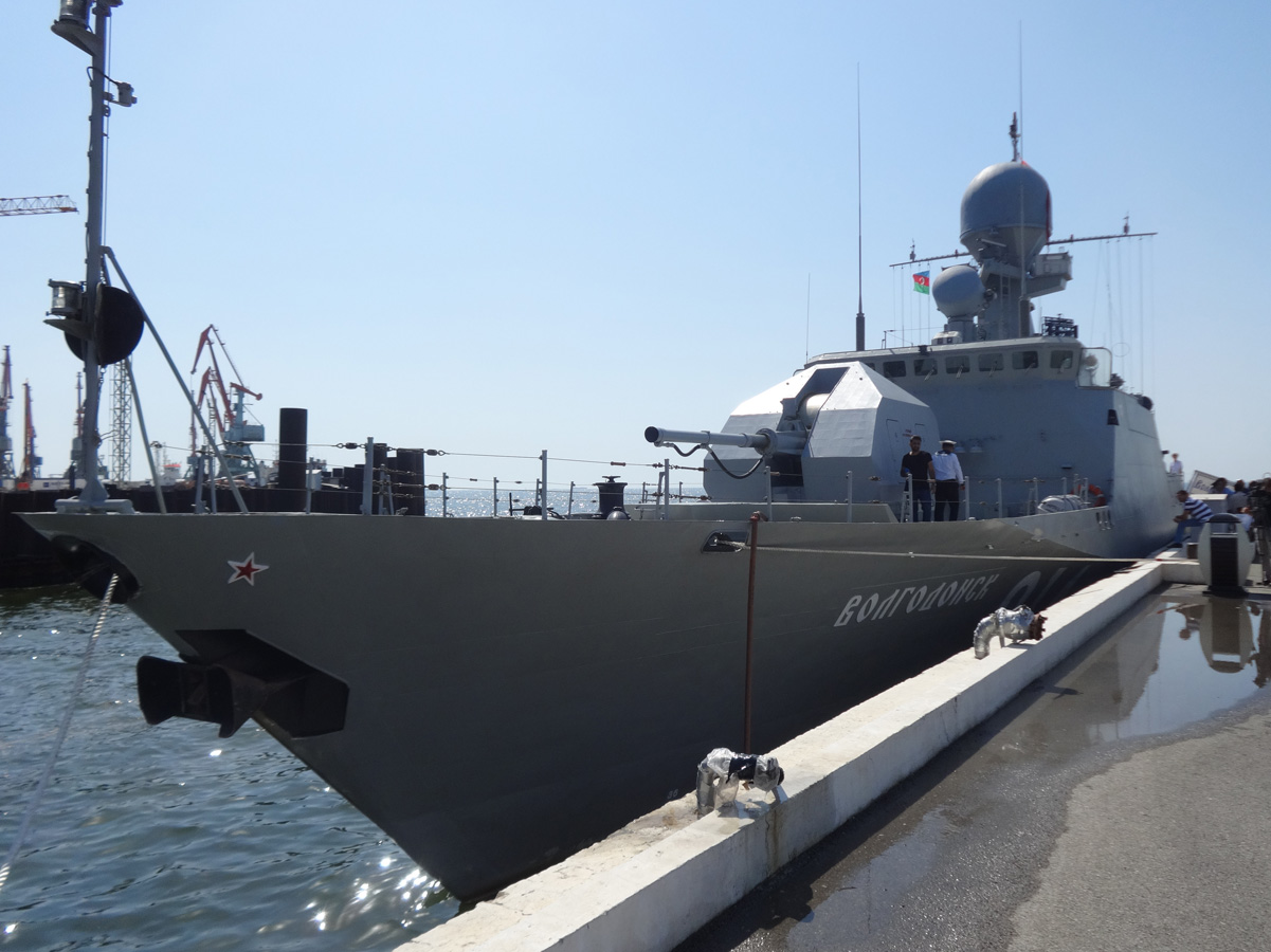 Friendly visit by Russian military ships to Azerbaijan (PHOTO)