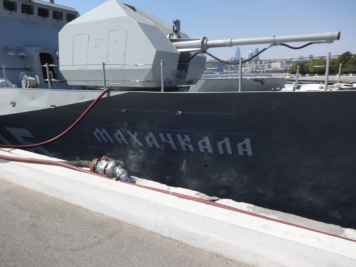 Friendly visit by Russian military ships to Azerbaijan (PHOTO)