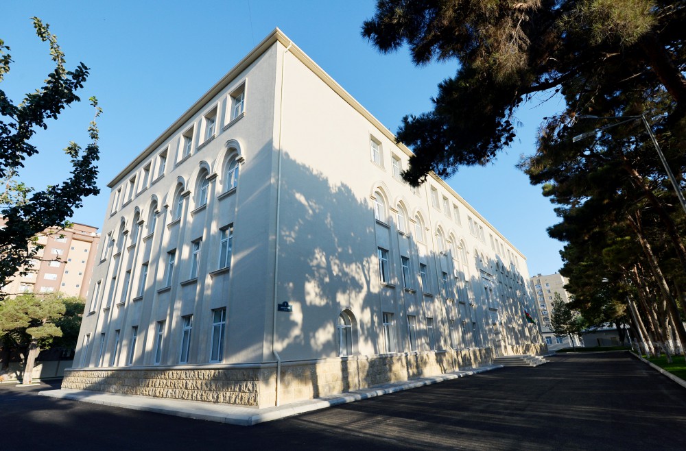 Azerbaijani president reviews lyceum in Yasamal district of Baku after major reconstruction (PHOTO)