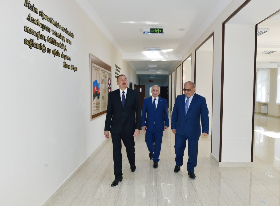 Azerbaijani president reviews lyceum in Yasamal district of Baku after major reconstruction (PHOTO)
