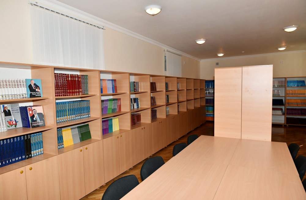 Azerbaijani president reviews lyceum in Yasamal district of Baku after major reconstruction (PHOTO)